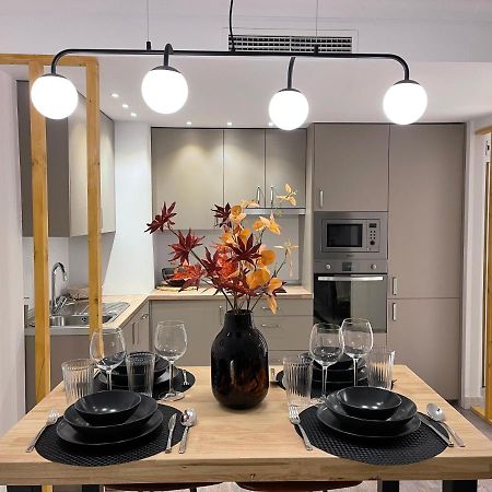 Puerto Banus Beach Moderno Apartamento Marbella Eksteriør billede